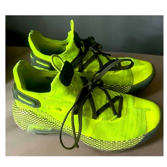 Under Armour Stephen Curry 6 Lime Green 4.5y - Picture 4 of 5